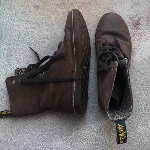 DR. MARTENS WEATHERPROOF BROWN LEATHER BOOTS